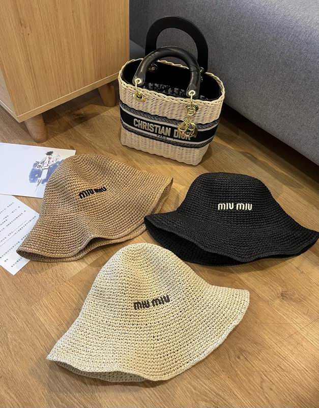 Miumiu hat dx74